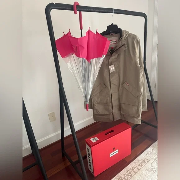 New• HUNTER rain boot mid calf - Picture 7 of 7